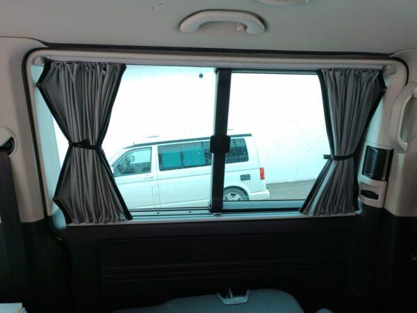 Outdoor-Living-Vorhang-Multivan-LWB2