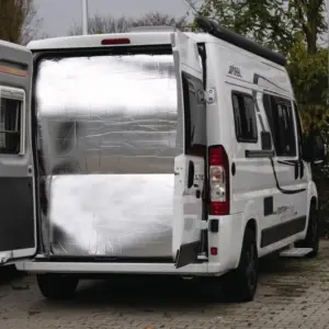 Hellgrauer Thermo Trennvorhang für Hecktüren Ducato Peugeot Citroen zur optimalen Wärmeisolierung