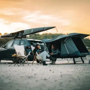 Thule Outset Autozelt für die Anhängerkupplung bietet Platz für drei Personen