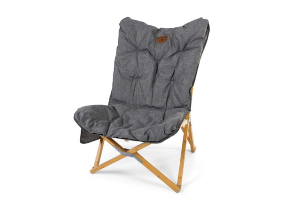 Padded bamboo folding chair – Comfortable lounge camping chair